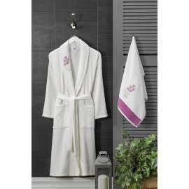 Havlulu Bornoz 2li Set Çiçek Detaylı KREM