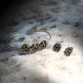 Kapı Tokmağı Küpe